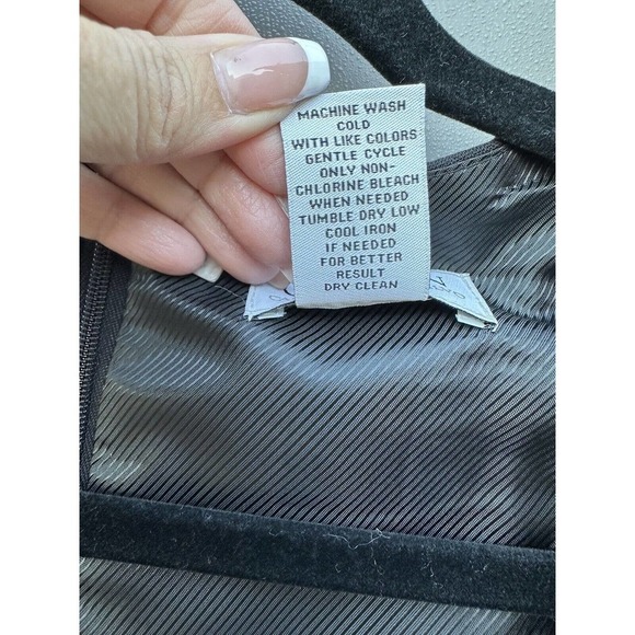 Carmen Marc Valvo black Square Neck peplum cap sleeve Form Fitting dress size 2 - Picture 4 of 13